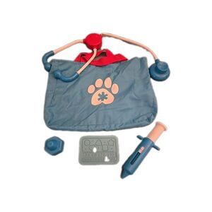 Melissa & Doug Pet Vet Play Set & Veterinarian Role Play 5 Pieces Baby Blue Toy